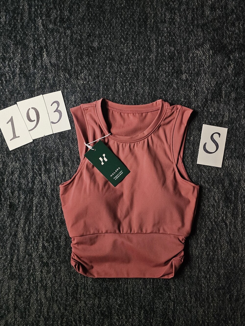 HALARA Mauve Dusty Rose High-Neck Crop Tank